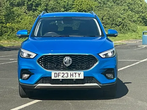 DF23HTY Mg Motor Uk Zs 1.5 VTi-TECH Exclusive 5dr Thumbnail #2