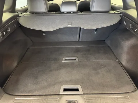 BN20WUE Renault Kadjar 1.5 Blue dCi Iconic 5dr Thumbnail #9