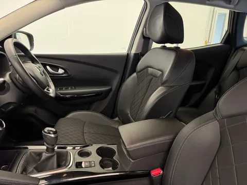 BN20WUE Renault Kadjar 1.5 Blue dCi Iconic 5dr Thumbnail #13