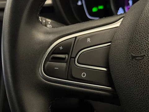 BN20WUE Renault Kadjar 1.5 Blue dCi Iconic 5dr Thumbnail #22