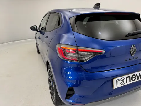 HN24VPY Renault Clio 1.6 E-TECH full hybrid 145 Esprit Alpine 5dr Auto Thumbnail #27