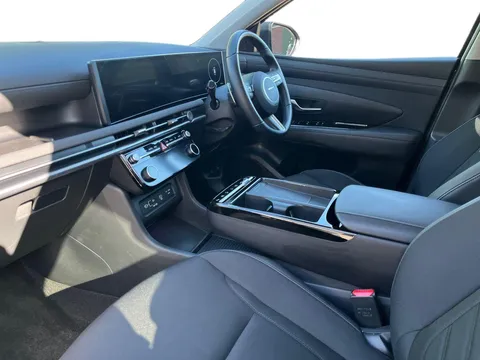 EN24RJY Hyundai Tucson 1.6T Plug-in Hybrid Premium 5dr 4WD Auto Thumbnail #5