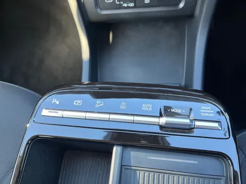 EN24RJY Hyundai Tucson 1.6T Plug-in Hybrid Premium 5dr 4WD Auto Thumbnail #25