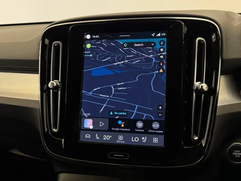 DY75MPF Volvo XC40 2.0 B3P Plus Dark 5dr Auto Thumbnail #23