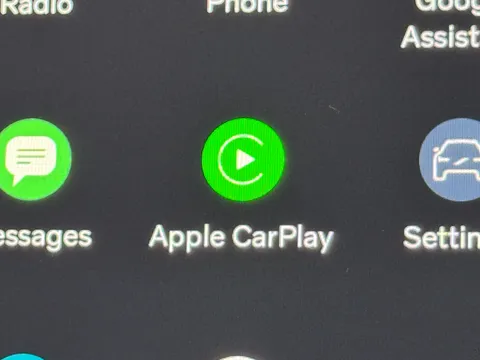 DY75MPF Volvo XC40 2.0 B3P Plus Dark 5dr Auto Thumbnail #24