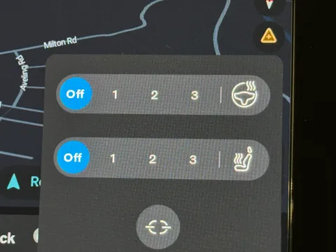 DY75MPF Volvo XC40 2.0 B3P Plus Dark 5dr Auto Thumbnail #26