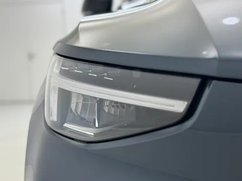 DY75MPF Volvo XC40 2.0 B3P Plus Dark 5dr Auto Thumbnail #34