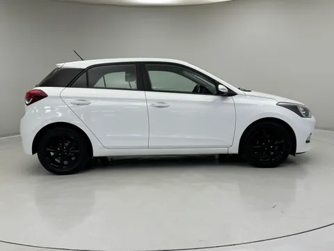 6 of 36 for HYUNDAI I20 1.2 Blue Drive SE 5dr