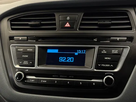 22 of 36 for HYUNDAI I20 1.2 Blue Drive SE 5dr