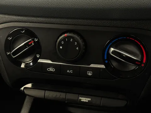 23 of 36 for HYUNDAI I20 1.2 Blue Drive SE 5dr