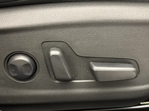 FV72DXY Hyundai Kona 1.6 GDi Hybrid Ultimate 5dr DCT Thumbnail #20