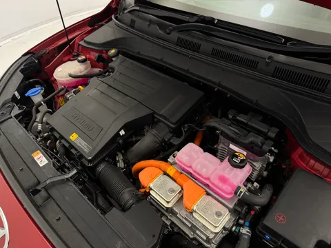 FV72DXY Hyundai Kona 1.6 GDi Hybrid Ultimate 5dr DCT Thumbnail #31