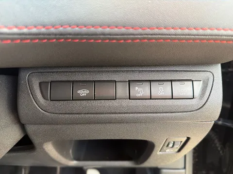 NG17UEB Peugeot 208 1.6 THP GTi Prestige 3dr Thumbnail #16