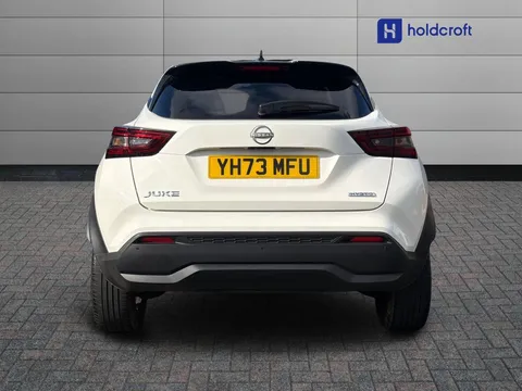 YH73MFU Nissan Juke 1.6 Hybrid N-Connecta 5dr Auto Thumbnail #5