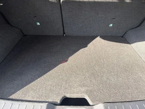 YH73MFU Nissan Juke 1.6 Hybrid N-Connecta 5dr Auto Thumbnail #19