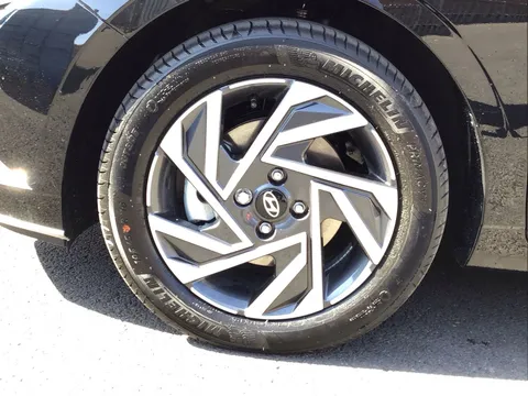 DV26ZVA Hyundai i20 1.0T GDi 90 Element 5dr DCT Thumbnail #9