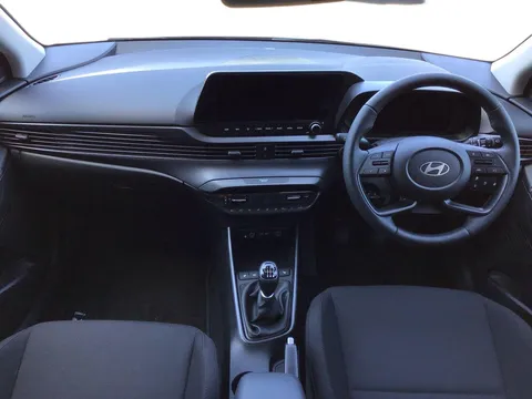DX26YNG Hyundai i20 1.0T GDi 90 Tech Line 5dr Thumbnail #14