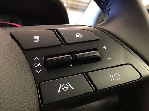 DV26ZVA Hyundai i20 1.0T GDi 90 Element 5dr DCT Thumbnail #19