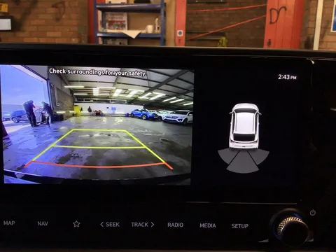 DV26ZVA Hyundai i20 1.0T GDi 90 Element 5dr DCT Thumbnail #25