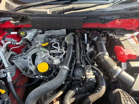 EY22LXS Nissan Juke 1.0 DiG-T 114 Tekna+ 5dr DCT Thumbnail #10