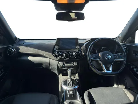 EY22LXS Nissan Juke 1.0 DiG-T 114 Tekna+ 5dr DCT Thumbnail #12