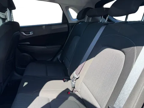 DN23AWM Hyundai Kona 1.0 TGDi 48V MHEV Premium 5dr Thumbnail #10