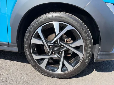 DN23AWM Hyundai Kona 1.0 TGDi 48V MHEV Premium 5dr Thumbnail #18