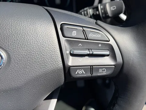 DN23AWM Hyundai Kona 1.0 TGDi 48V MHEV Premium 5dr Thumbnail #25