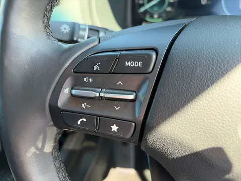 DN23AWM Hyundai Kona 1.0 TGDi 48V MHEV Premium 5dr Thumbnail #26