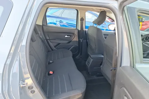 BK23OYG Dacia Duster 1.3 TCe 130 Expression 5dr Thumbnail #18