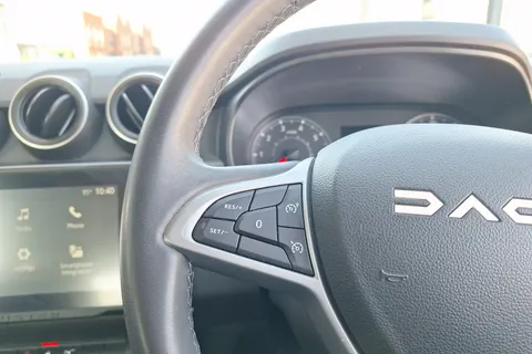 BK23OYG Dacia Duster 1.3 TCe 130 Expression 5dr Thumbnail #27