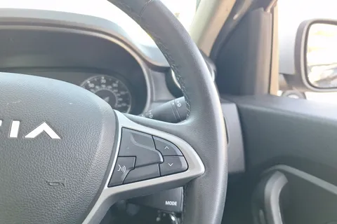 BK23OYG Dacia Duster 1.3 TCe 130 Expression 5dr Thumbnail #28