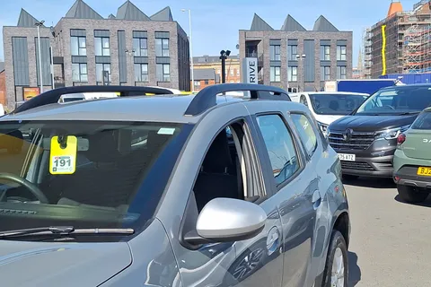 BK23OYG Dacia Duster 1.3 TCe 130 Expression 5dr Thumbnail #32