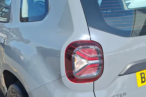 BK23OYG Dacia Duster 1.3 TCe 130 Expression 5dr Thumbnail #37