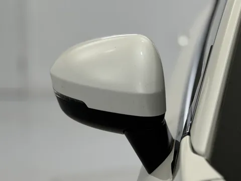 DS72MUO Nissan Qashqai 1.3 DiG-T MH Acenta Premium 5dr Thumbnail #29