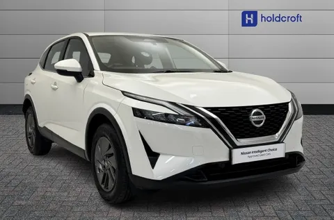 DS72MUO Nissan Qashqai 1.3 DiG-T MH Acenta Premium 5dr Thumbnail #1