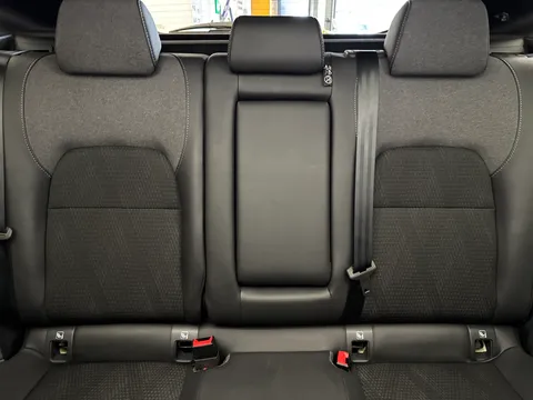 DL74FGA Nissan Qashqai 1.3 DiG-T MH N-Connecta [Glass Roof] 5dr Thumbnail #19