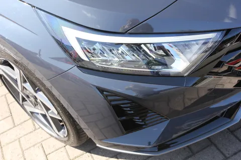 EA25YXL Hyundai i20 1.0T GDi Premium 5dr Thumbnail #4