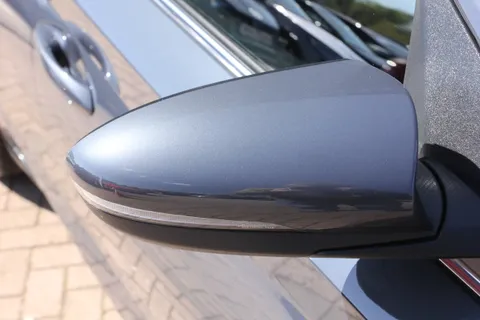EA25YXL Hyundai i20 1.0T GDi Premium 5dr Thumbnail #5