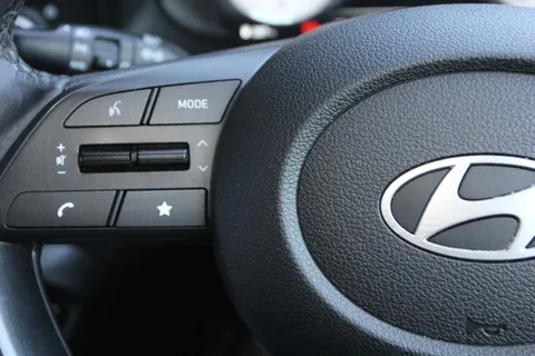 EA25YXL Hyundai i20 1.0T GDi Premium 5dr Thumbnail #19