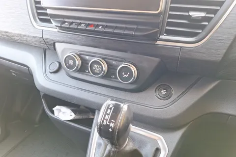 DN73XOC Mini Countryman 1.6 John Cooper Works ALL4 5dr Auto [Chili Pack] Thumbnail #38