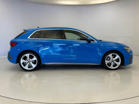 KE70UWA Audi A3 30 TFSI S Line 5dr S Tronic [Comfort+Sound] Thumbnail #5