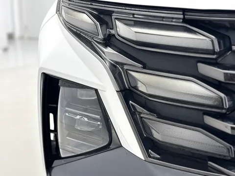 MT75GVZ Hyundai Tucson 1.6T Hybrid Advance 5dr Auto Thumbnail #12