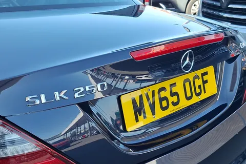 MV65OGF Mercedes-Benz Slk SLK 250 CDI AMG Sport 2dr Tip Auto Thumbnail #22