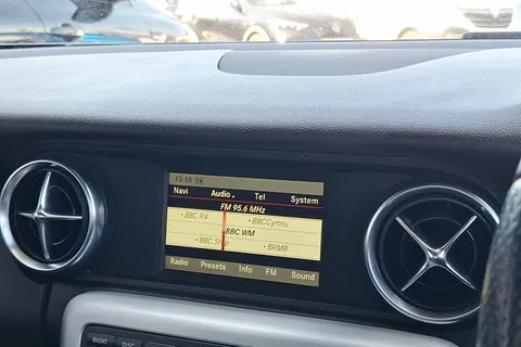 MV65OGF Mercedes-Benz Slk SLK 250 CDI AMG Sport 2dr Tip Auto Thumbnail #39