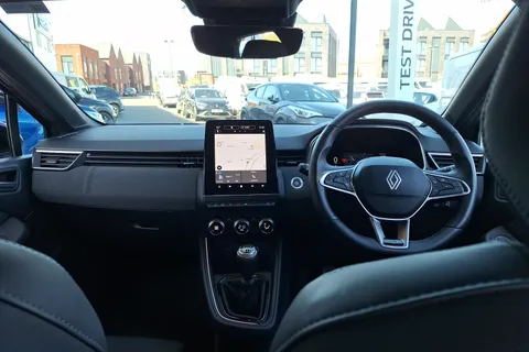 HT25FOF Renault Clio 1.0 TCe 90 Esprit Alpine 5dr Thumbnail #4