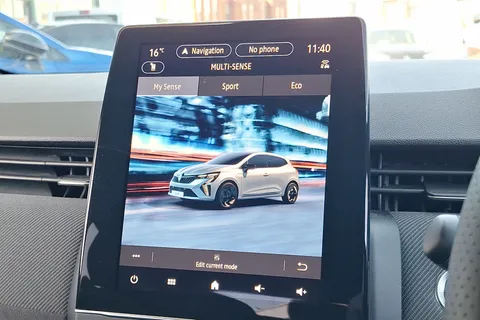 HT25FOF Renault Clio 1.0 TCe 90 Esprit Alpine 5dr Thumbnail #25