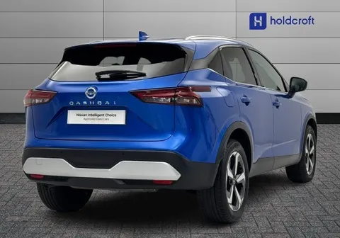 DN72OUM Nissan Qashqai 1.3 DiG-T MH 158 N-Connecta 5dr Xtronic Thumbnail #5