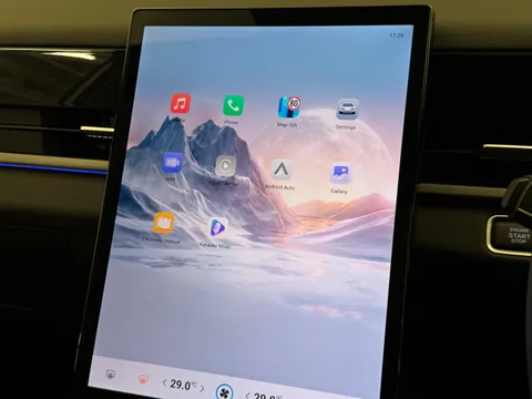 DC75HTD Jaecoo 7 1.5T SHS Luxury 5dr Auto Thumbnail #11