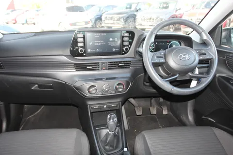 DG22LXF Hyundai i20 1.0T GDi 48V MHD SE Connect 5dr Thumbnail #10